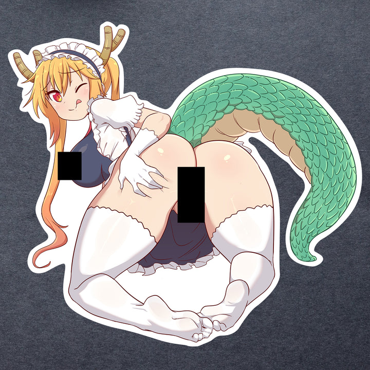tohru showing her tail
